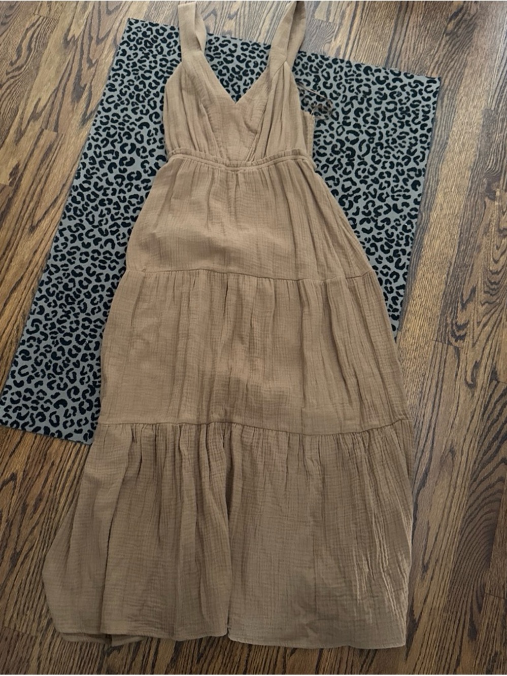 Steve Madden Tan Tiered V-Neck Maxi Dress